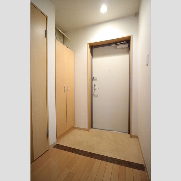 玄関 (玄関)