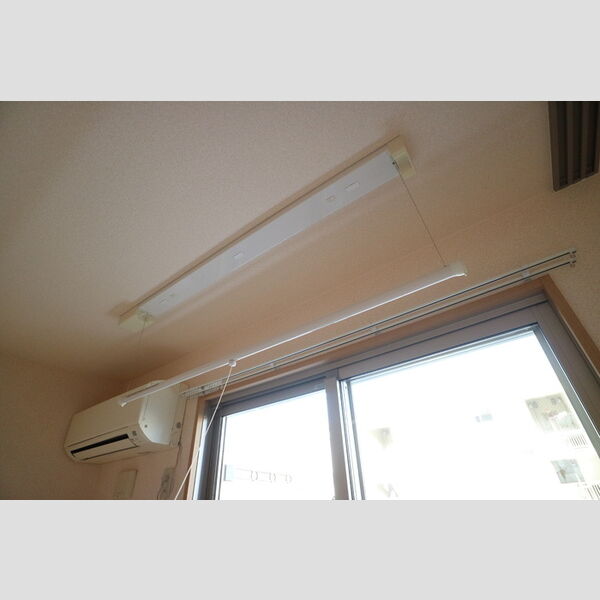 その他 (室内物干し)