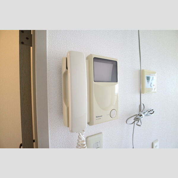 その他設備 (TVインターホン)