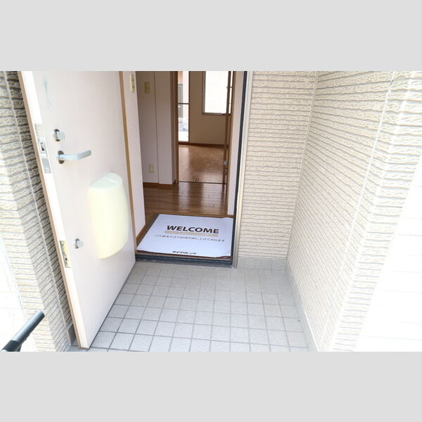 玄関 (玄関)
