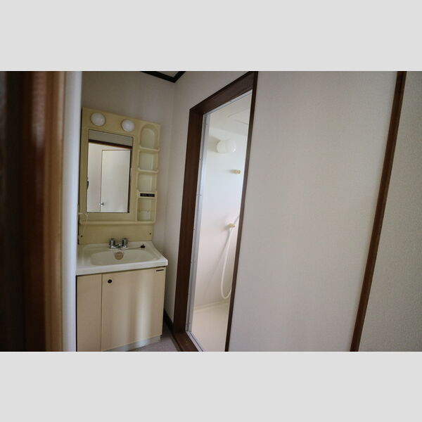 洗面所 (洗面台)