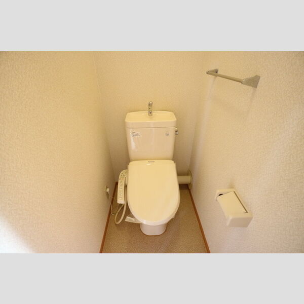 トイレ (温水洗浄暖房便座)