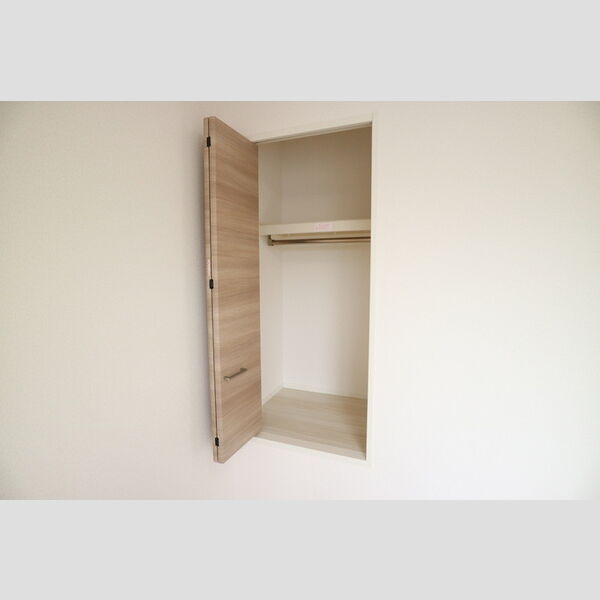 その他 (クローゼット)