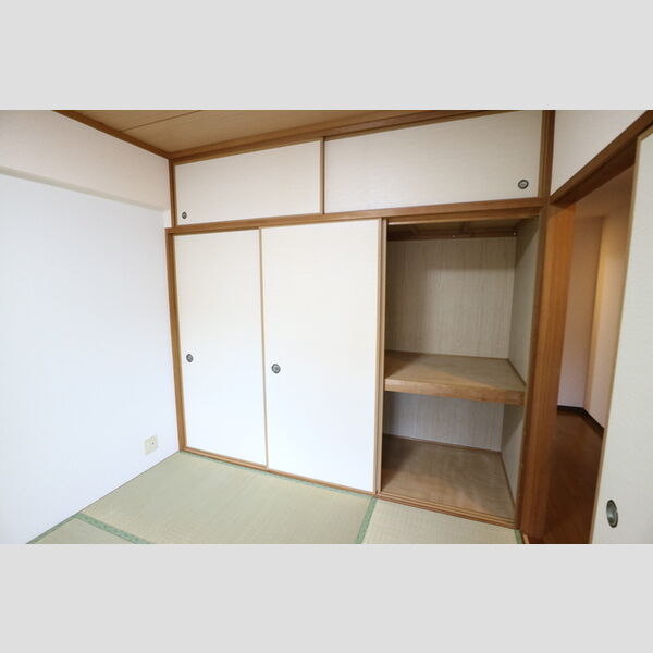 その他 (押入れ収納)