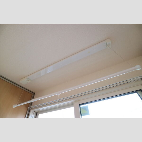 その他 (室内物干し)