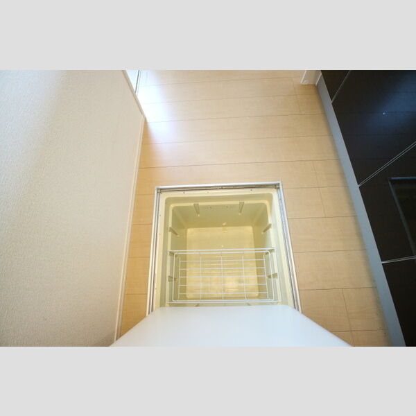 その他 (床下収納)