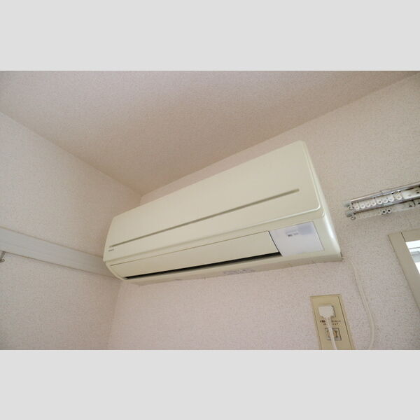 その他設備 (エアコン)