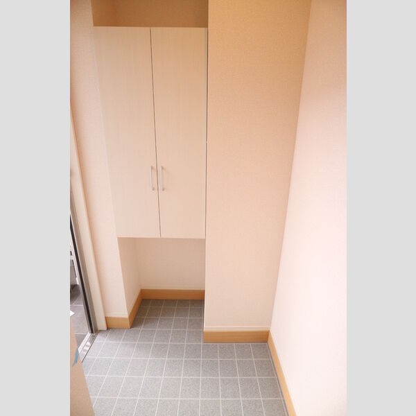玄関 (玄関)