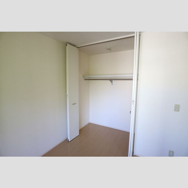 その他 (クローゼット)