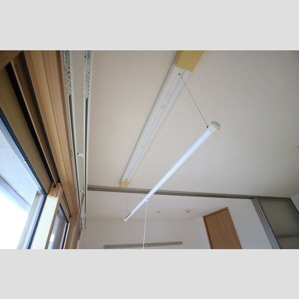 その他 (室内物干し)