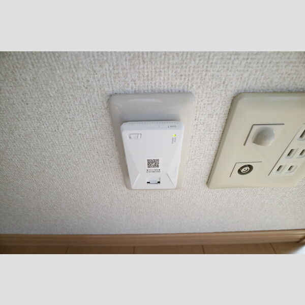 その他 (インターネット無料)