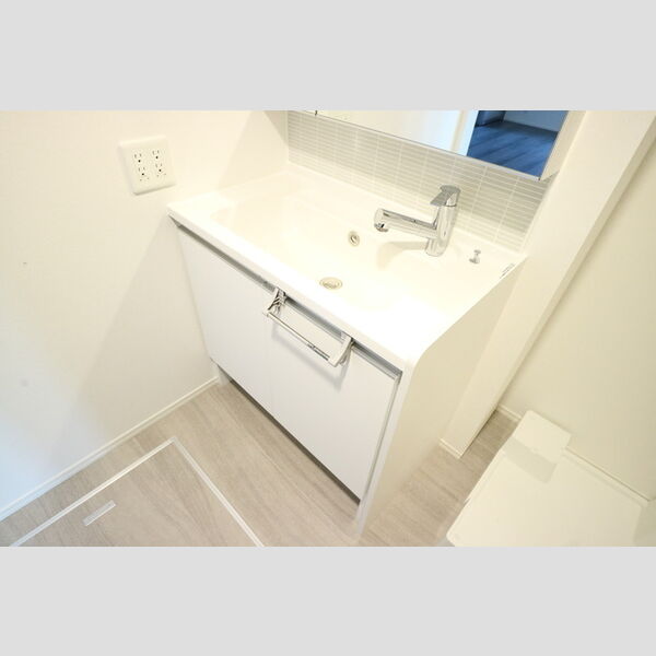 洗面所 (洗髪洗面化粧台)