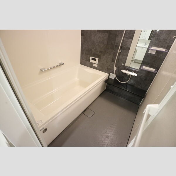 バス (浴室)