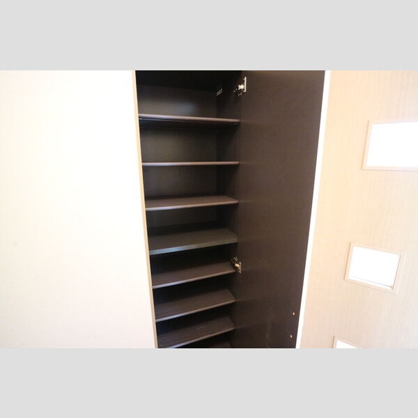 収納 (シューズボックス)