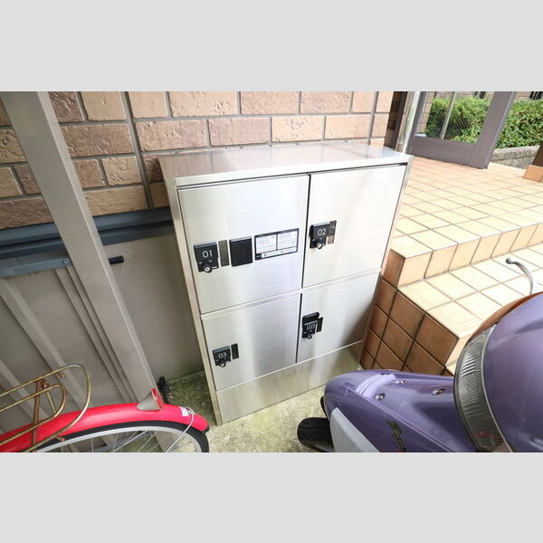 現地周辺 (宅配ボックス)