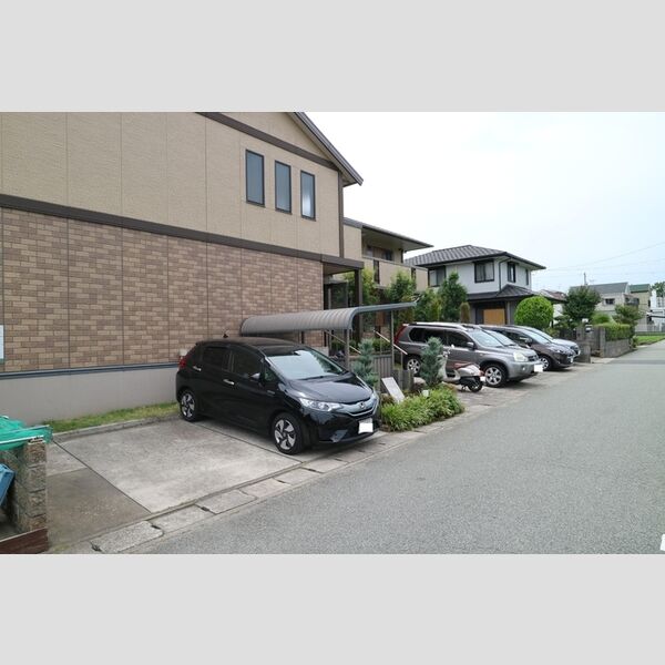 駐車場 (駐車場)