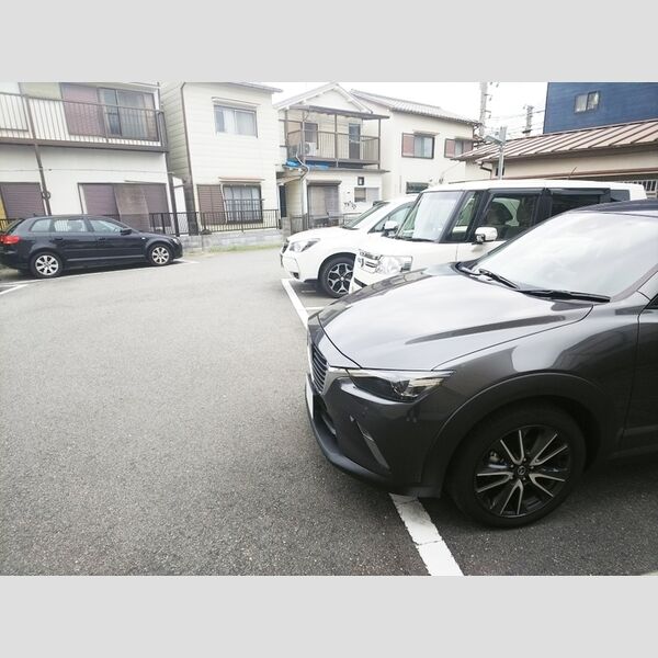 駐車場 (駐車場)