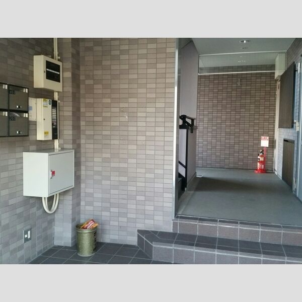 現地周辺 (ロビー)