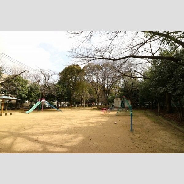 現地周辺 (東大物町1丁目2 公園(120m))