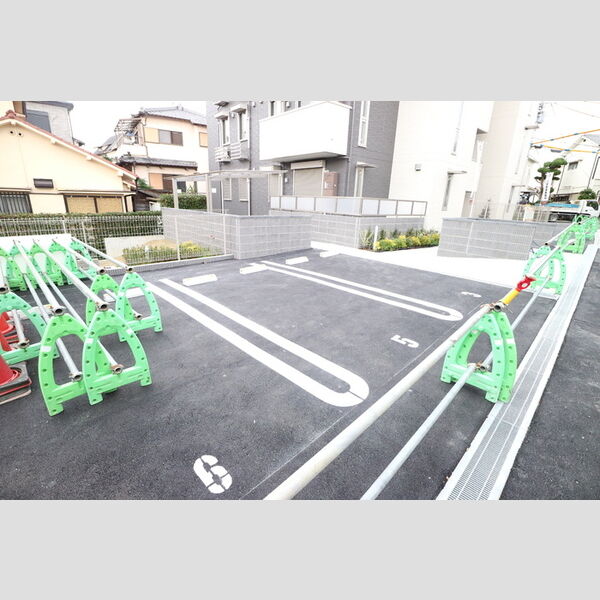 駐車場 (駐車場)