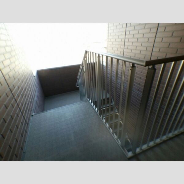 現地周辺 (ロビー)