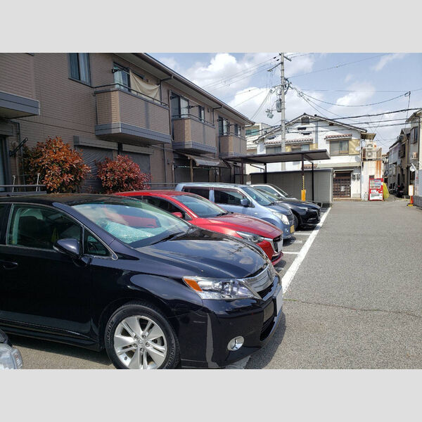駐車場 (駐車場)