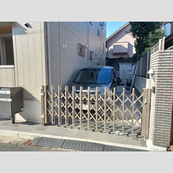 駐車場 (駐車場)