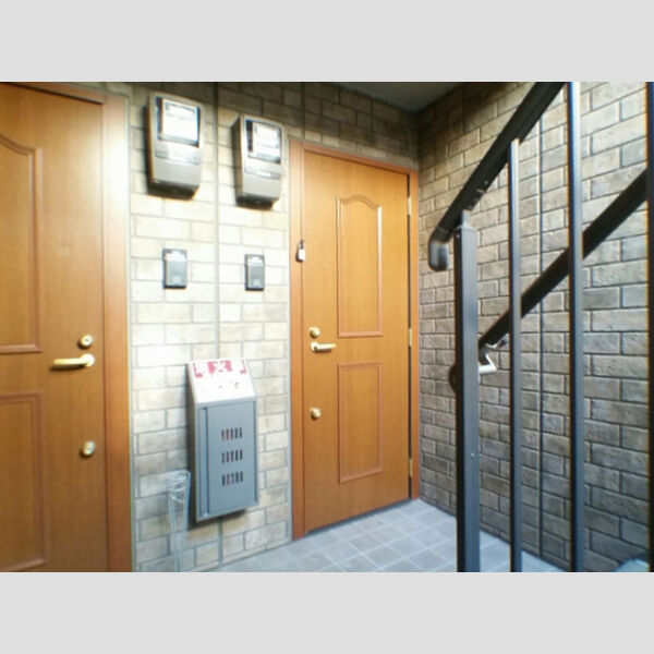 エントランス (エントランス)