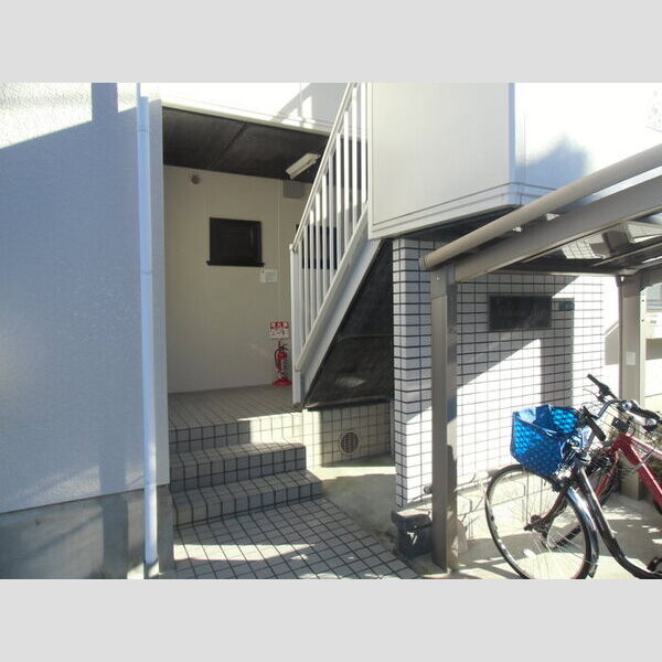 エントランス (エントランス)