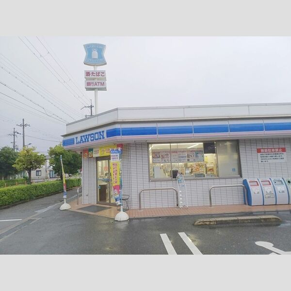 現地周辺 (ローソン)