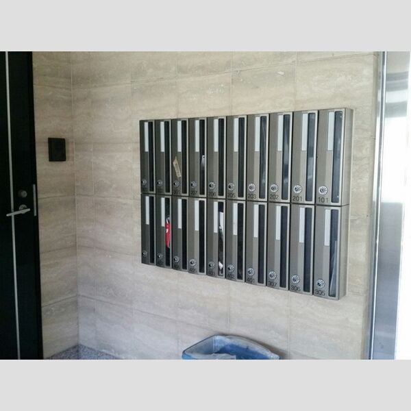 現地周辺 (ポスト)