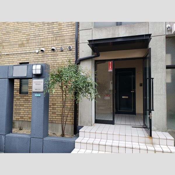 エントランス (エントランス)