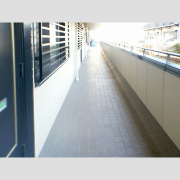 現地周辺 (廊下)