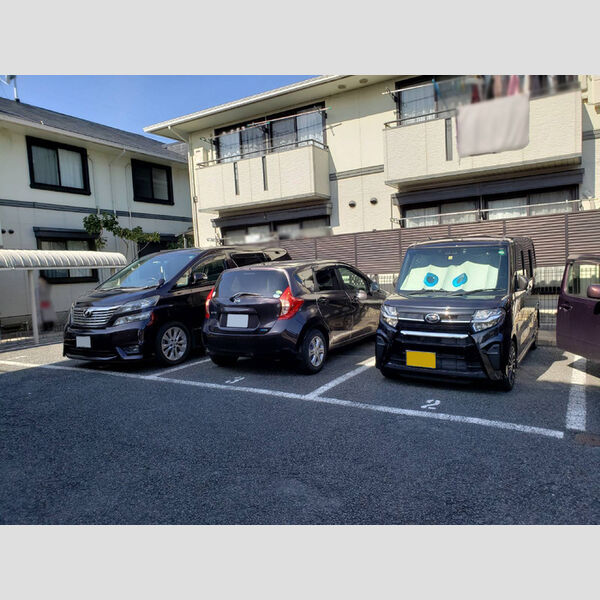 駐車場 (駐車場)