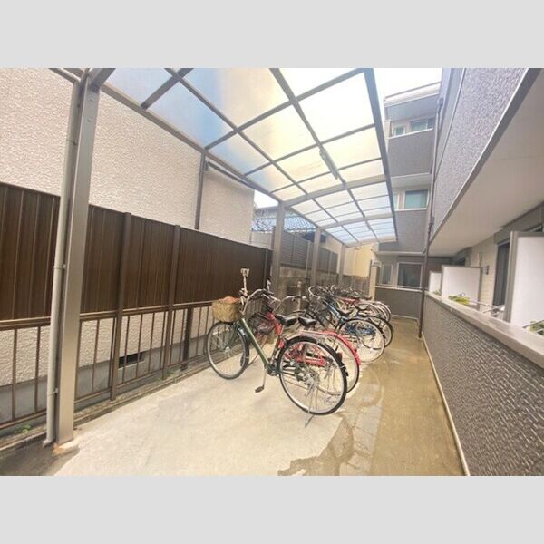 駐車場 (駐輪場)