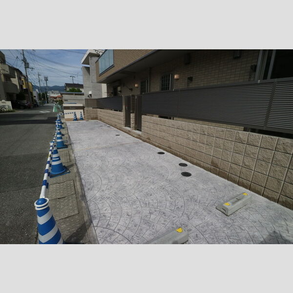 駐車場 (駐車場)