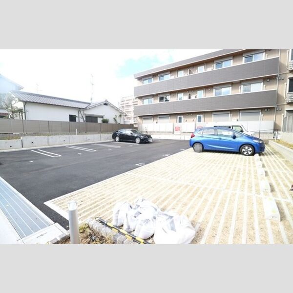駐車場 (駐車場)
