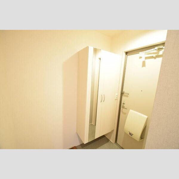 玄関 (シューズBOX)