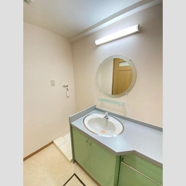 洗面所 (洗面化粧台)