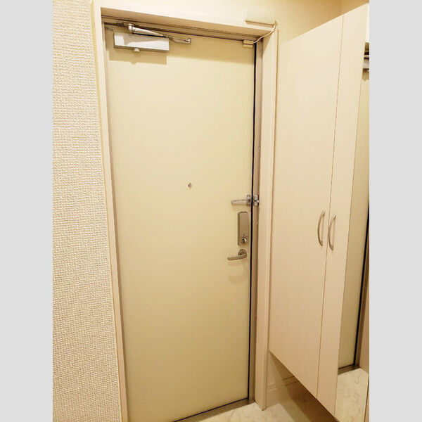 玄関 (玄関)