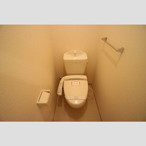 トイレ (トイレ)