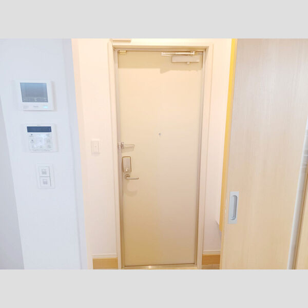 玄関 (玄関)