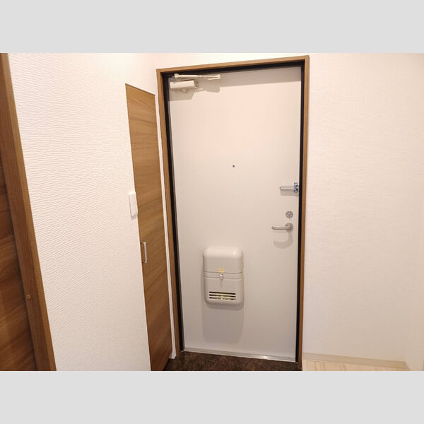 玄関 (玄関)