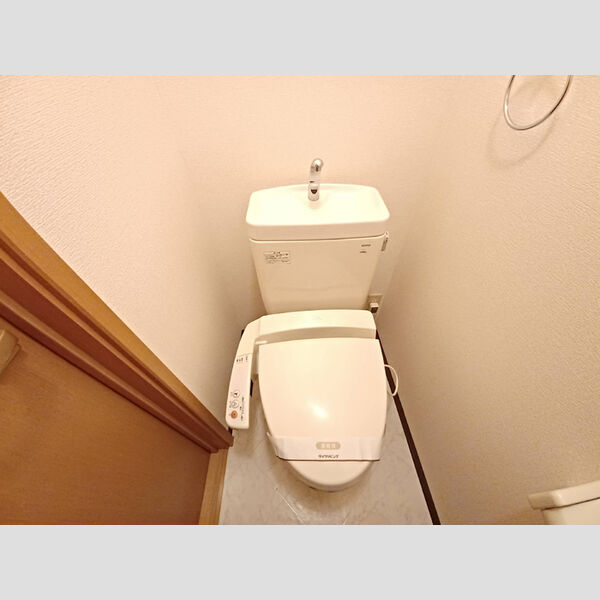 トイレ (温水洗浄便座)