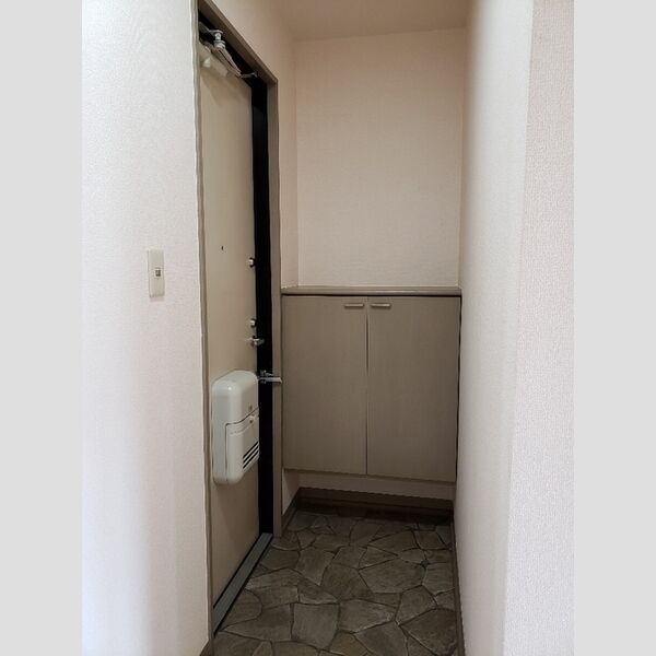 玄関 (玄関)