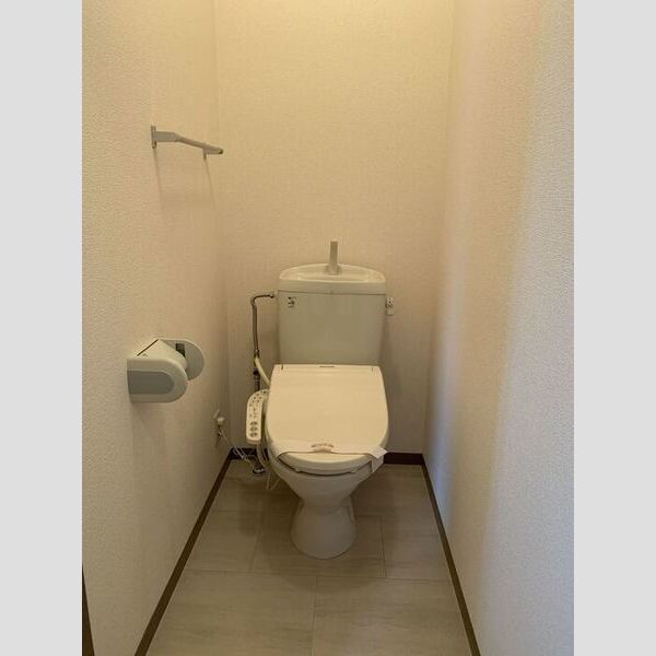 トイレ (温水洗浄便座)