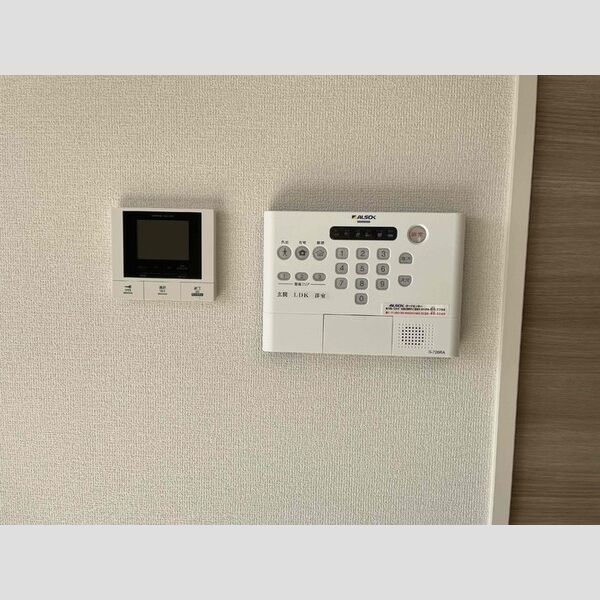 その他設備 (セキュリティ)