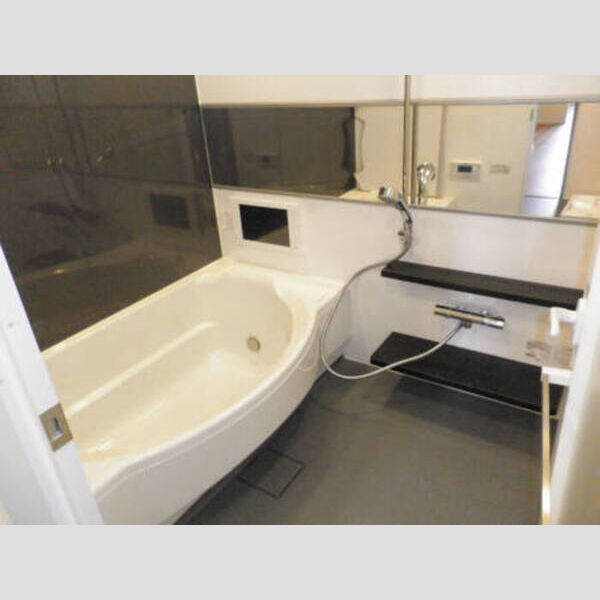 バス (バスルーム)