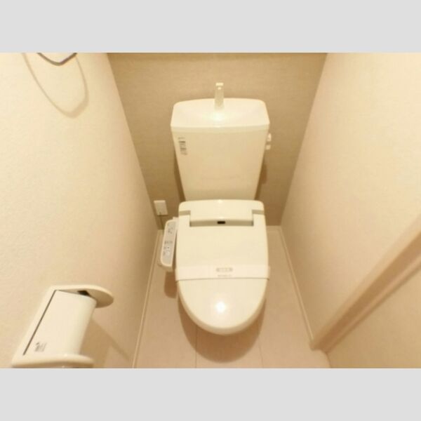 トイレ (温水洗浄便座)