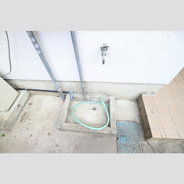 玄関 (専用洗い場)